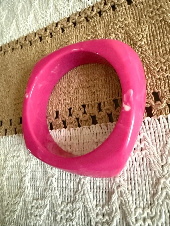 Bangle Bracelet - Hot Pink Resin