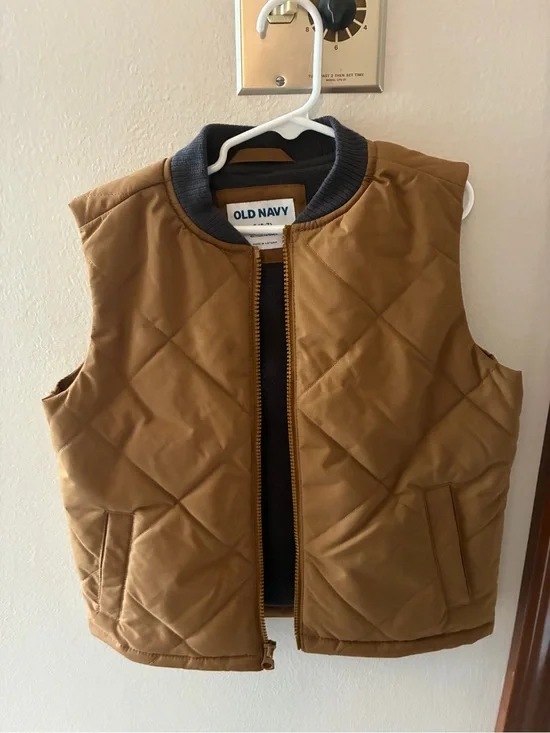 Old Navy Boys Quilted Tan Puffer Vest