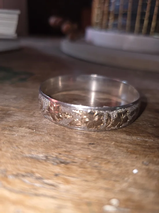 Source Unknown Gold Floral Engraved Women's Bracelet