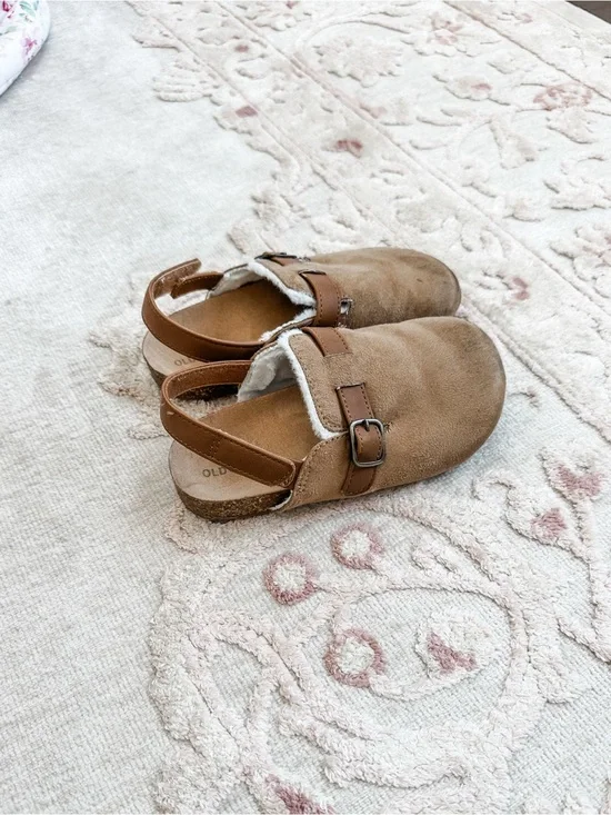 Old Navy Toddler Clogs size 11