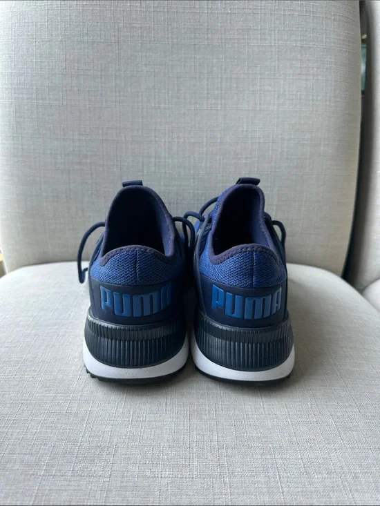 Puma Pacer Athletic Shoes NWOT