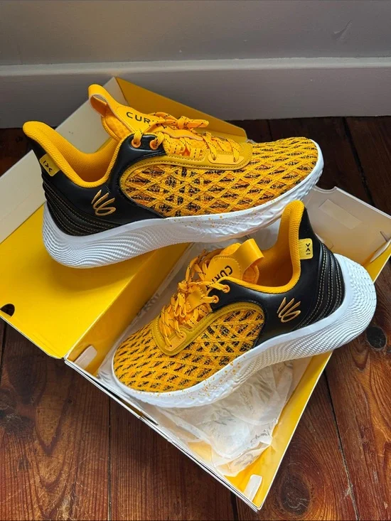 Under Armour Curry 9 Basketball Shoes