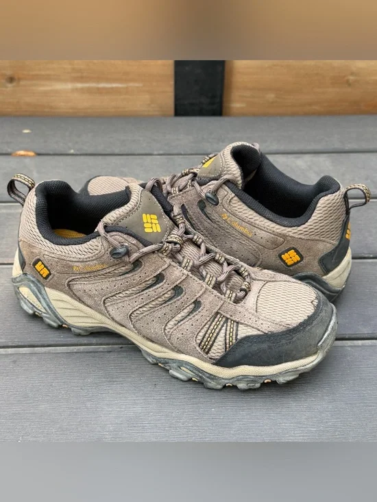 Columbia Men’s Size 9 Hiking Trail Shoes Brown Omni Grip Outdoor Low Top