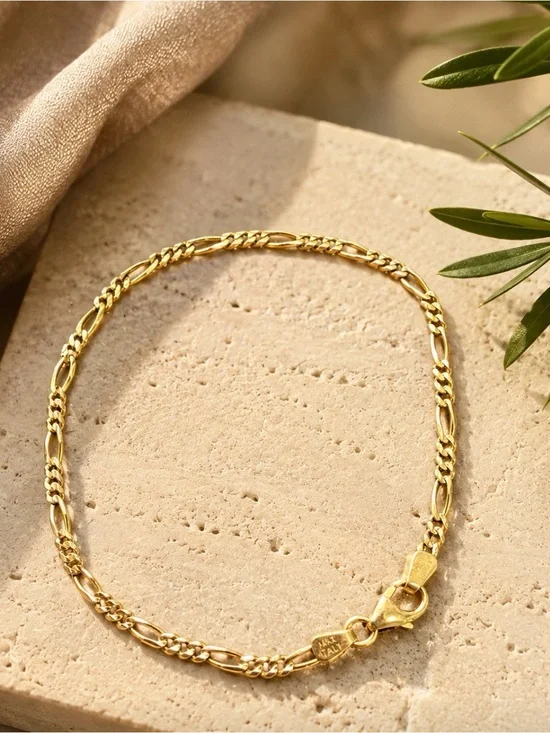 14k ITALIAN GOLD FIGARO CHAIN LINK BRACELET 7”  Dainty Minimalist Classic Chic