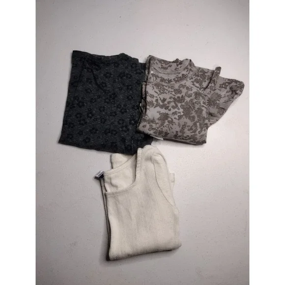 Old‎ Navy Kids Girls Long Sleeve Tops Bundle Size S Floral Leopard White Ribbed