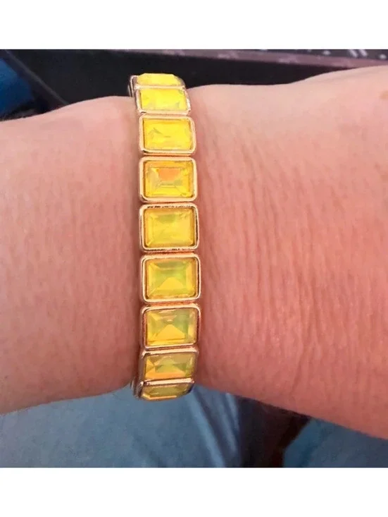 New Without Tags Yellow Crystal Stretch Bracelet with Gold-Tone Finish