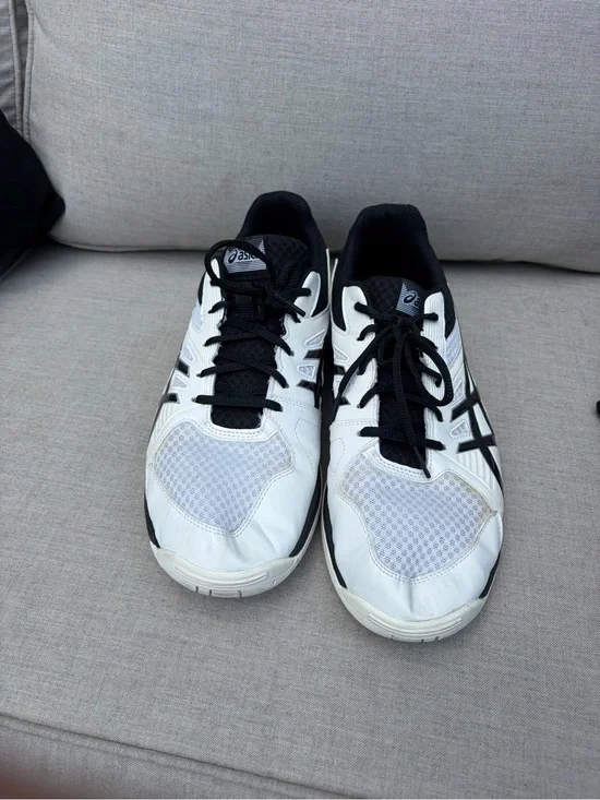 Asics White and Black Men's Athletic Shoes