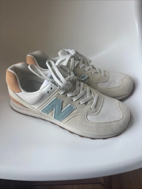 New Balance ML574RF2 Cream Sneakers with Light Blue SIZE 12
