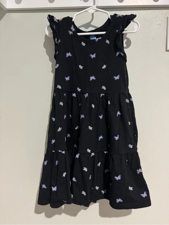 Girls size 6/7-Old Navy Black Dress with Butterfly Print