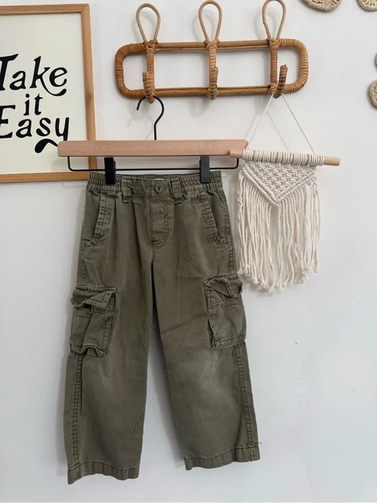 Old Navy - 4T - Olive straight leg cargo pants