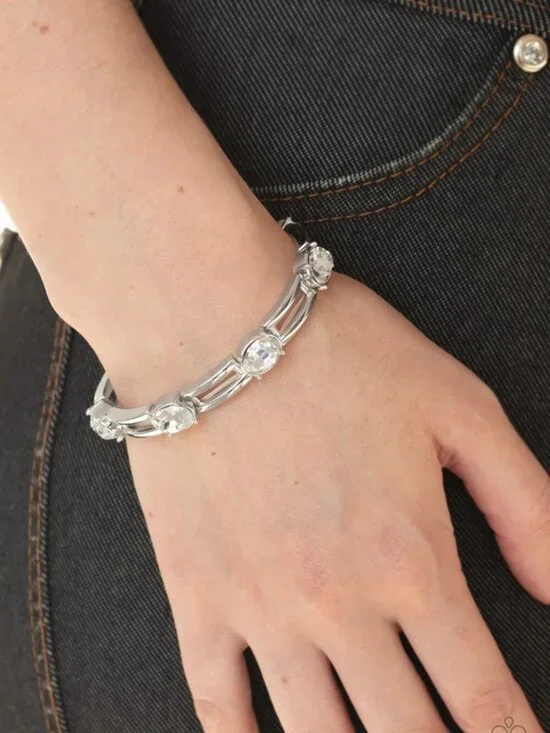 Paparazzi Jewelry Accessories - FLASH or Credit? - White Bracelet - Vintage