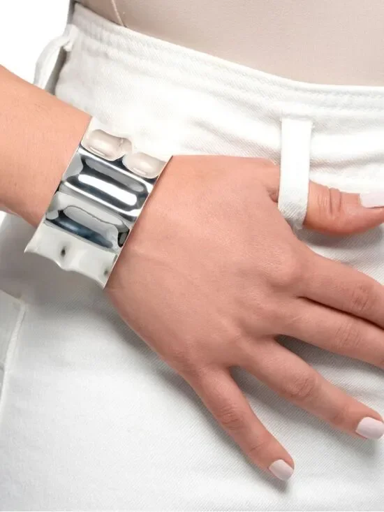 Sculpted Metallic Cuff Bracelet in Silver