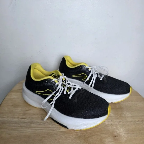Newton CF1 Carbon Racer Running Shoes in‎ Black Yellow  Men's Size 7.5 Sneakers