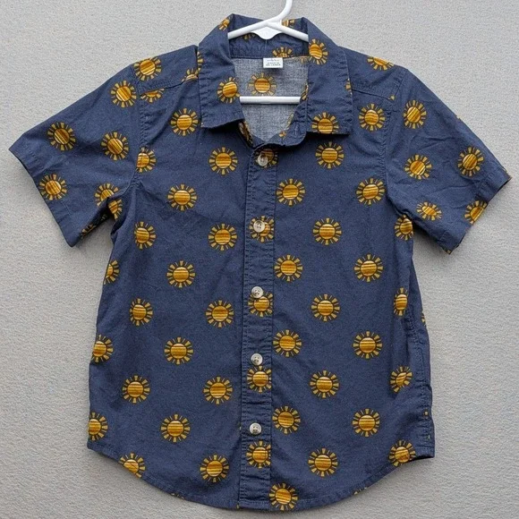 Old Navy Chambray Blue Sun Short Sleeve Button Down Shirt 4T Summer Beach