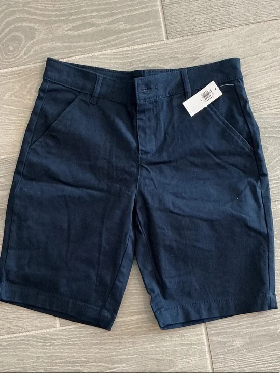 Old Navy Girls’ Bermuda Chino Shorts Sz 14 NWT Back To School