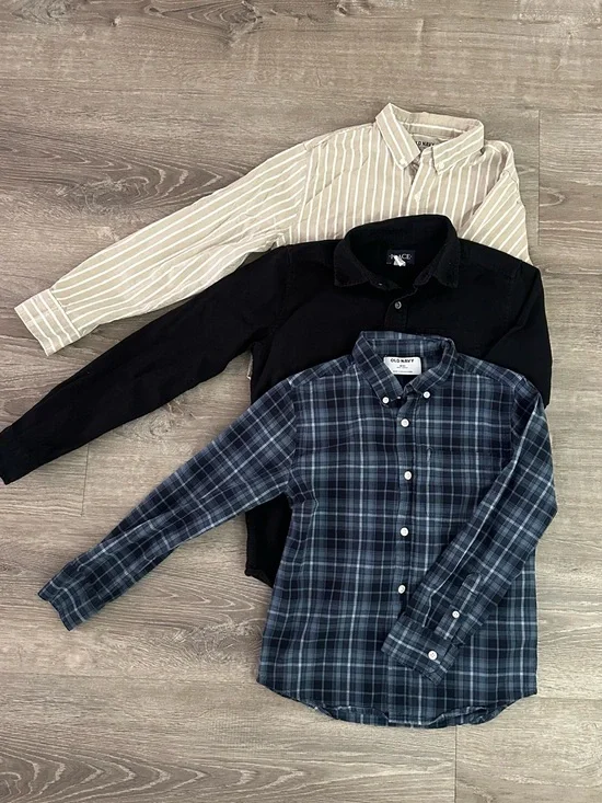 Old Navy boys  Navy Plaid Button-Down Shirt