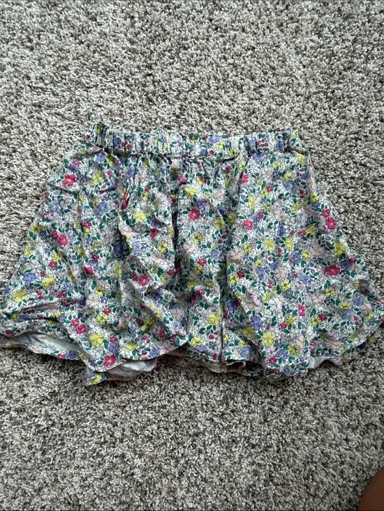 Old Navy girls 5T Floral Ruffle Skirt