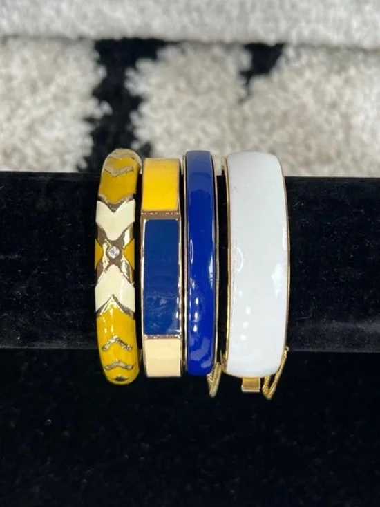 Vintage bangle hinge clamp bracelets set