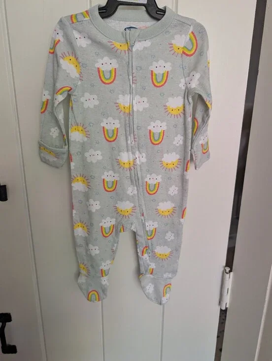 NWOT Old Navy 3-6 Month Rainbow Sun And Clouds Onesie