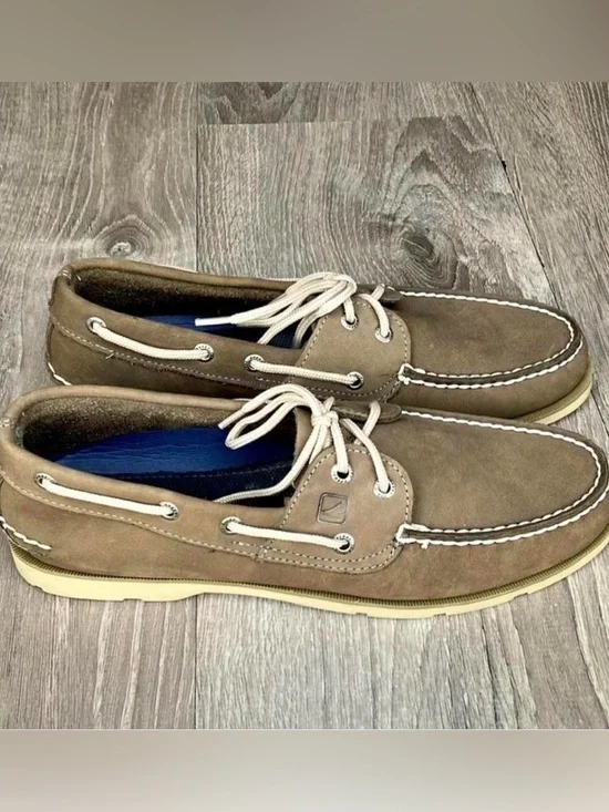 Sperry Men's Suede Boat Shoes in Taupe with White Laces