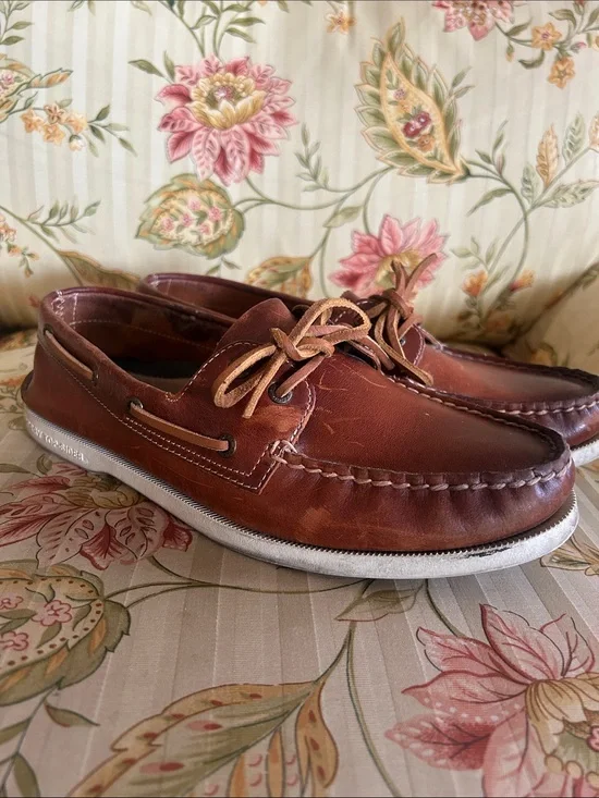 Sperry Classic Top Siders 10.5 W