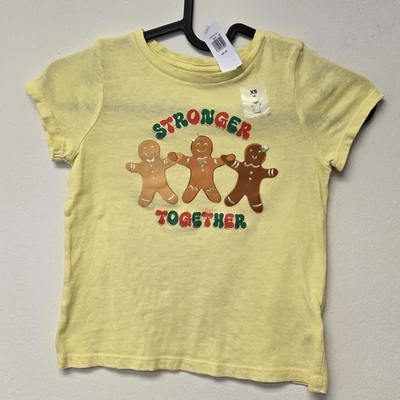Old Navy Gingerbread Stronger Together T-shirt Yellow XS (5)