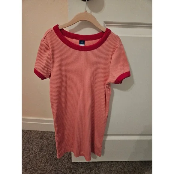 Old‎ navy girls ribbed dress size 8