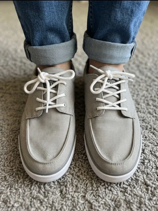 Reef Men's Canvas Deckhand Boat Shoes in Gray and White
