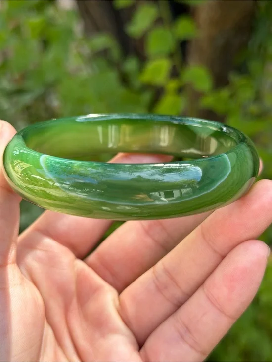 66.5mm inner diameter green banded agate bangle 1750