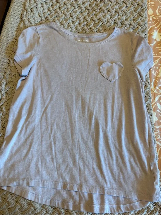 Old Navy Light Lavender Heart Pocket Tee