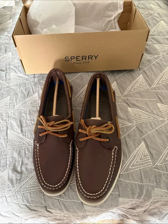 Sperry Top-Siders Men’s Brown Leather Boat Shoes with Tan Laces