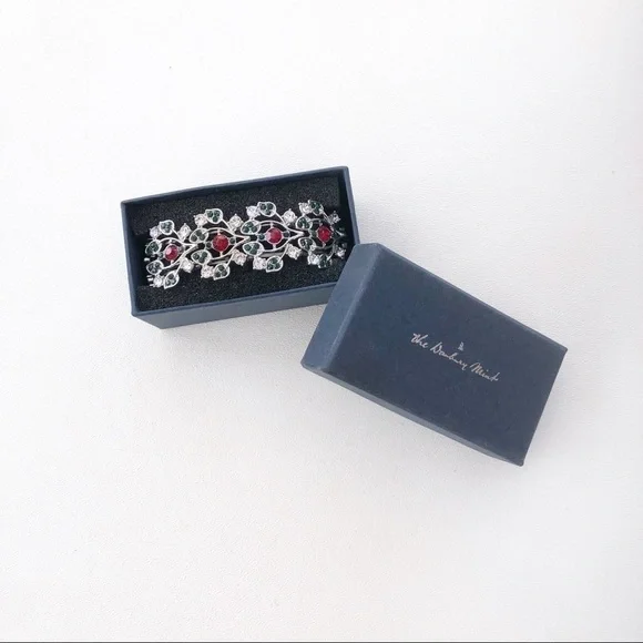 The Danbury Mint Stretch Bracelet Seasonal