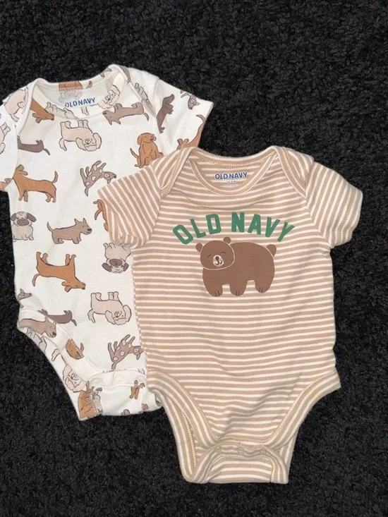 Old Navy Beige Striped Bear Graphic Baby One-Piece Bodysuit with Dog Print Set