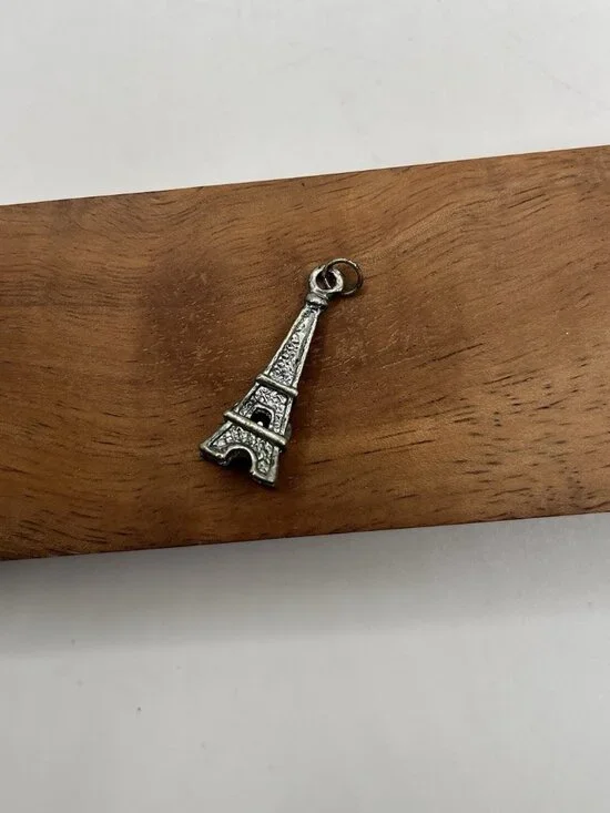 VTG 3D Eiffel Tower Charm Pendant Paris Silver Tone Travel French Romantic Boho