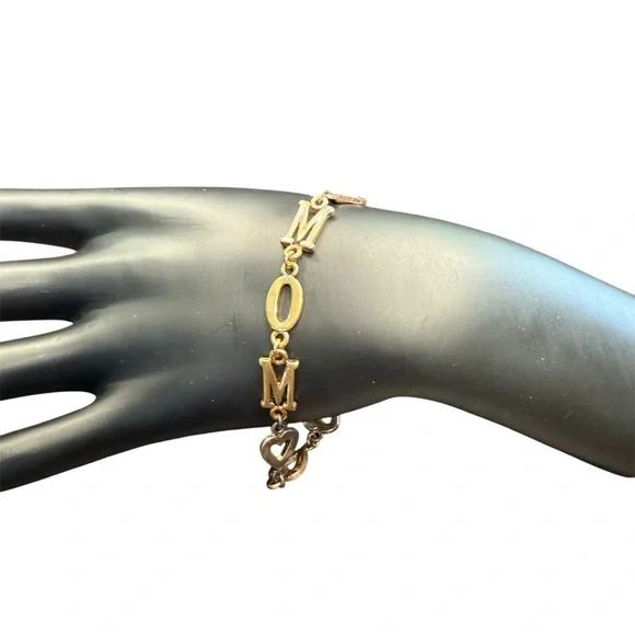Avon “Hearts of Mom”  size large Intricate Link Bracelet