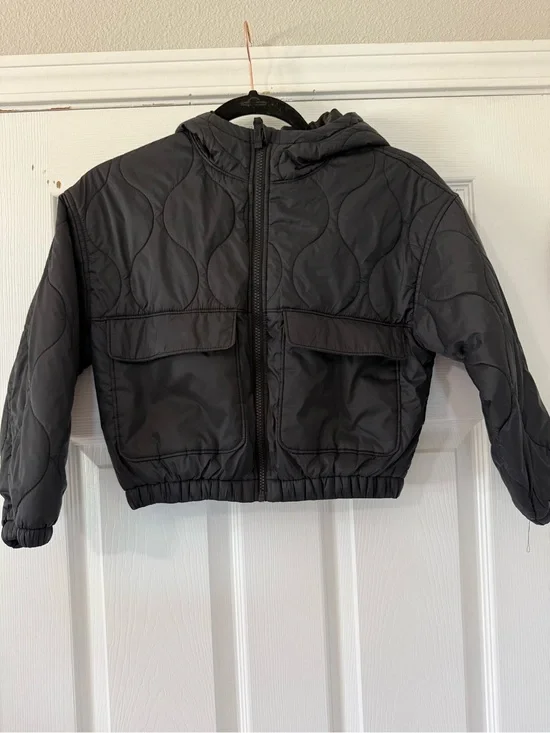 Girl’s Old Navy Quilted Hooded Jacket - Black (8)
