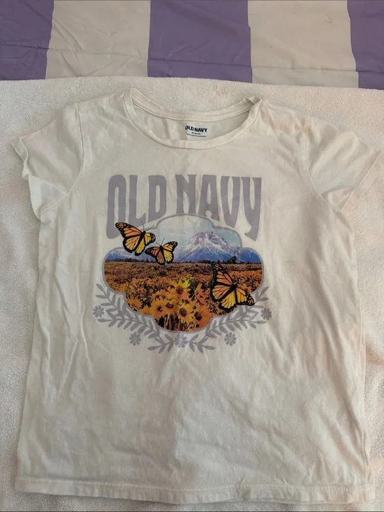 Old Navy White Tee with Purple Logo and Orange Butterfly Scene