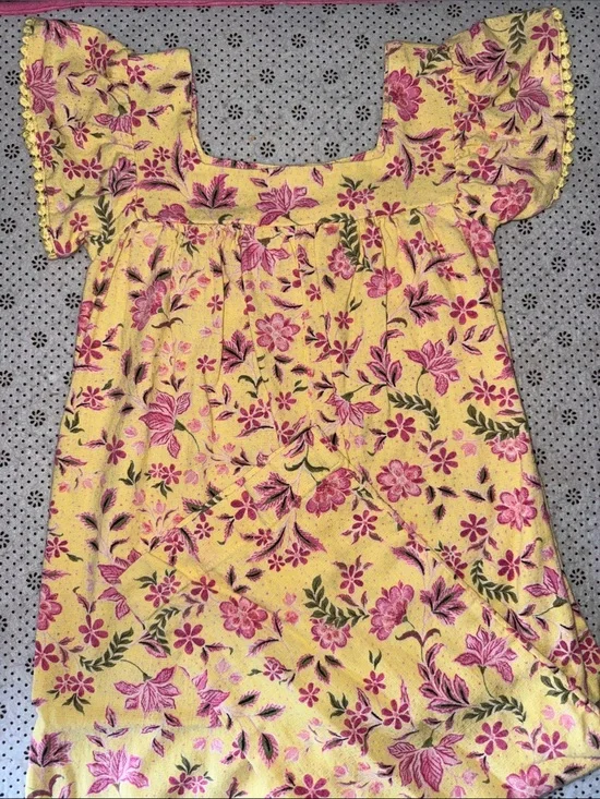 🛍 PRETTY LITTLE GIRLS ROMPER SIZE 4T 🛍