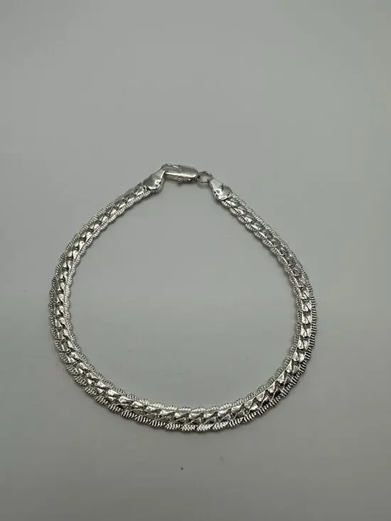 Silver Tone Flat Chain Bracelet Size 7.5