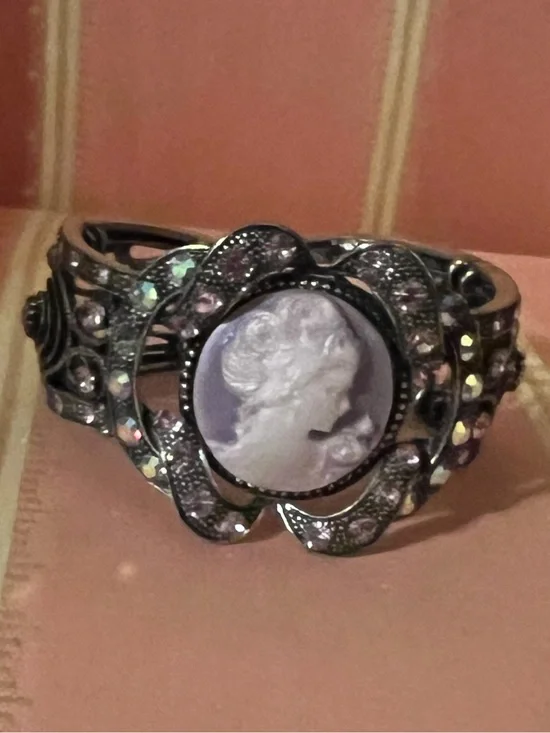 Vintage SDLZ Signed Cameo Clamper Cuff Bracelet Purple AB Rhinestone Victorian