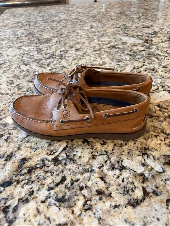 Sperry Men's Authentic Original 2-Eye Boat Shoes Size 8M Brown Leather