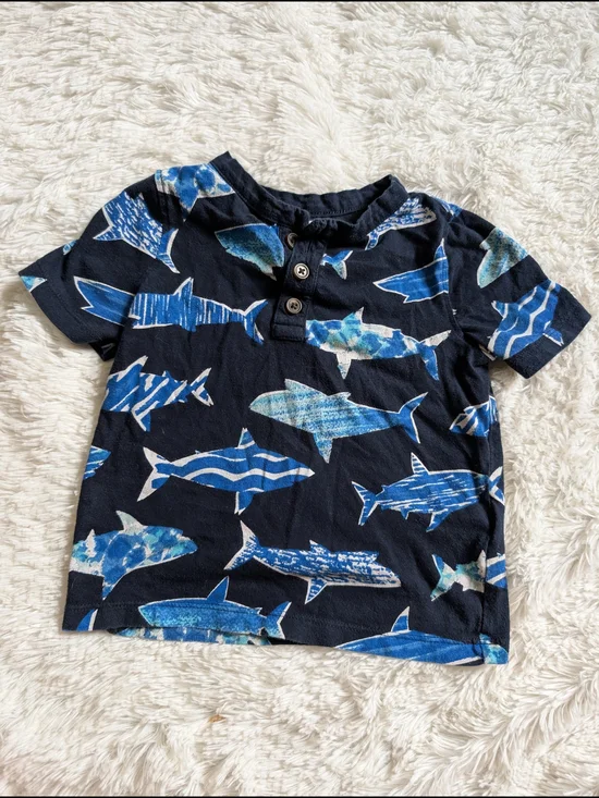 Old Navy 100% Cotton Navy Blue Shark Henley Short Sleeve Tshirt Size 2T