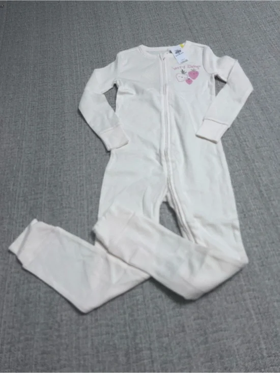 Old Navy Cream & Pink One-Piece Footie Pajamas Strawberry Accent Sz 4T. NWT