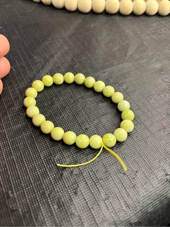 Yellow-Green Beaded Stretch Bracelet