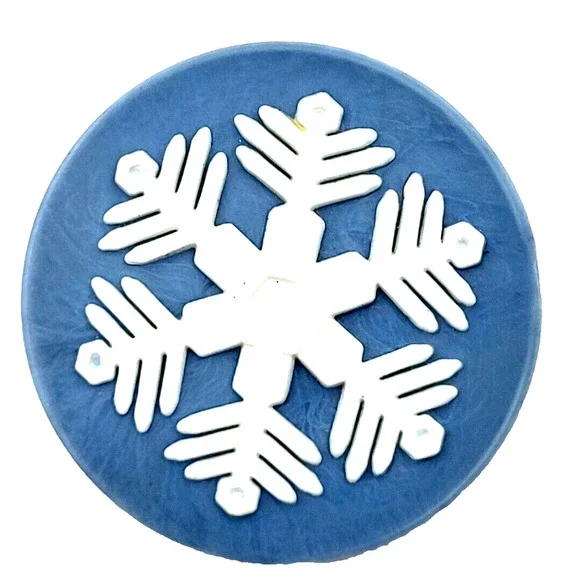 Vintage Hallmark Christmas White on Blue Snowflake Pin Brooch 1985 1.5