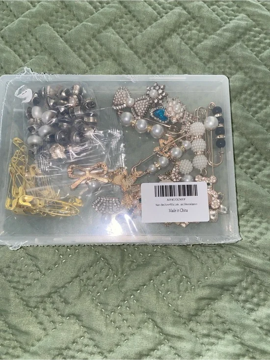 65 pc Sock charms Kit