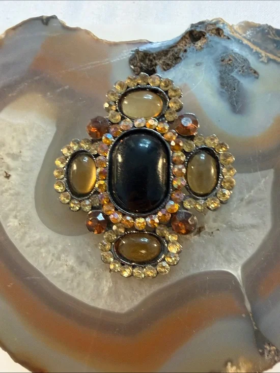Vintage Brooch Black enamel Center & Amber Accents Inc rhinestone Guc 2” appx