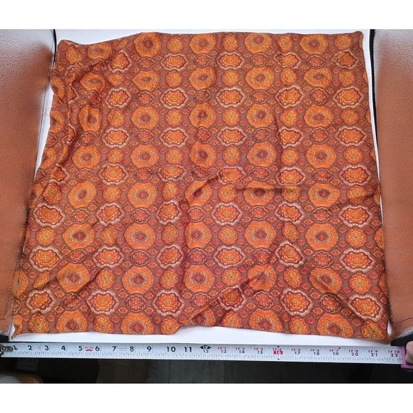 Vintage - Ladies' Silk Blend Square Scarf - Beautiful Bright Colors And Pattern