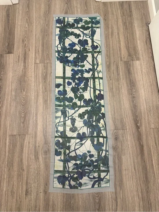 Metropolitan Museum of Art Louis C. Tiffany Silk 64x18