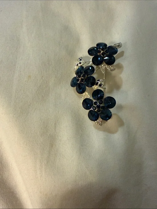 Floral Crystal Pendant Necklace - Navy Blue Flower Design